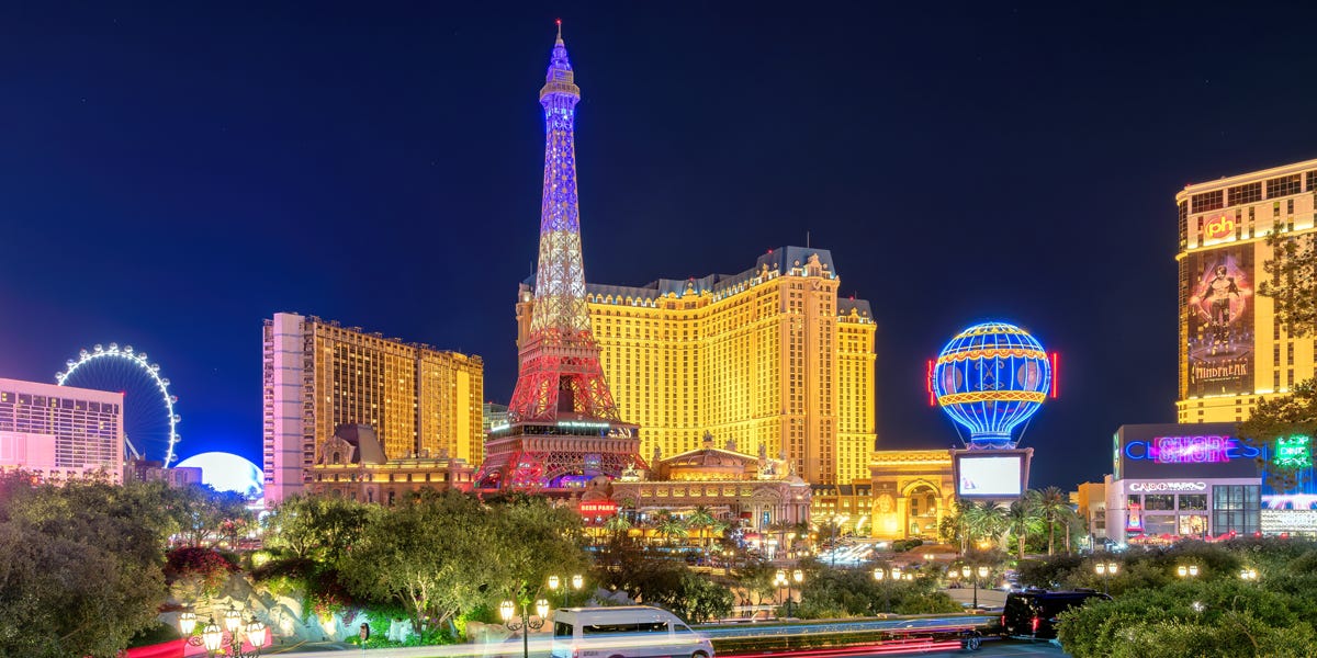 I Spent 72 Hours in Las Vegas; What to Spend Money on + What to Skip