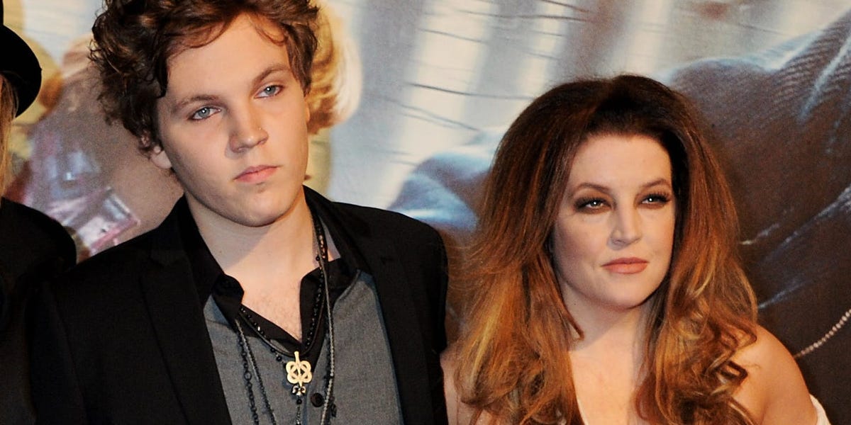 Lisa Marie Presley's Memoir: Kept Son Benjamin's Dead Body on Dry Ice